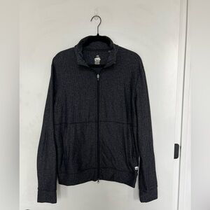 Roots Canada men’s size M jacket in dark charcoal gray color great condition
